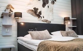 Santa'S Igloos Arctic Circle